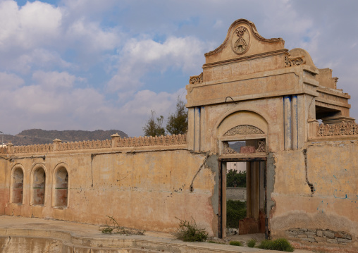 Abandoned Abdullah al-Suleiman palace, Mecca province, Taïf, Saudi Arabia