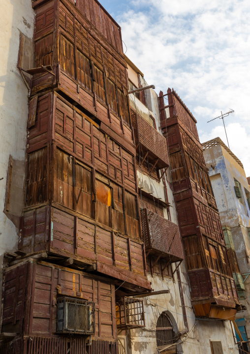 Old house with wooden mashrabiya in al-Balad quarter, Mecca province, Jeddah, Saudi Arabia