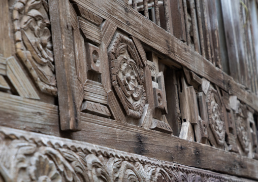 Detail of a wooden mashrabiya of an old house in al-Balad quarter, Mecca province, Jeddah, Saudi Arabia