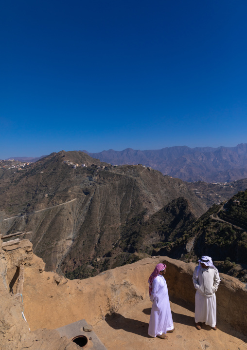 Saudi men in a village in the mountains, Jizan Province, Addayer, Saudi Arabia