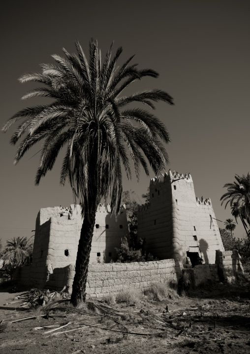 Traditional old multi-storey mud house, Najran Province, Najran, Saudi Arabia