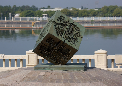 Sculpture on the corniche, Mecca province, Jeddah, Saudi Arabia